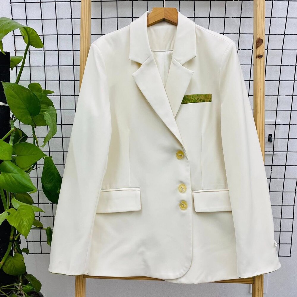 Ivory White Longline Blazer Green Pocket Detail Elegant Office Jacket